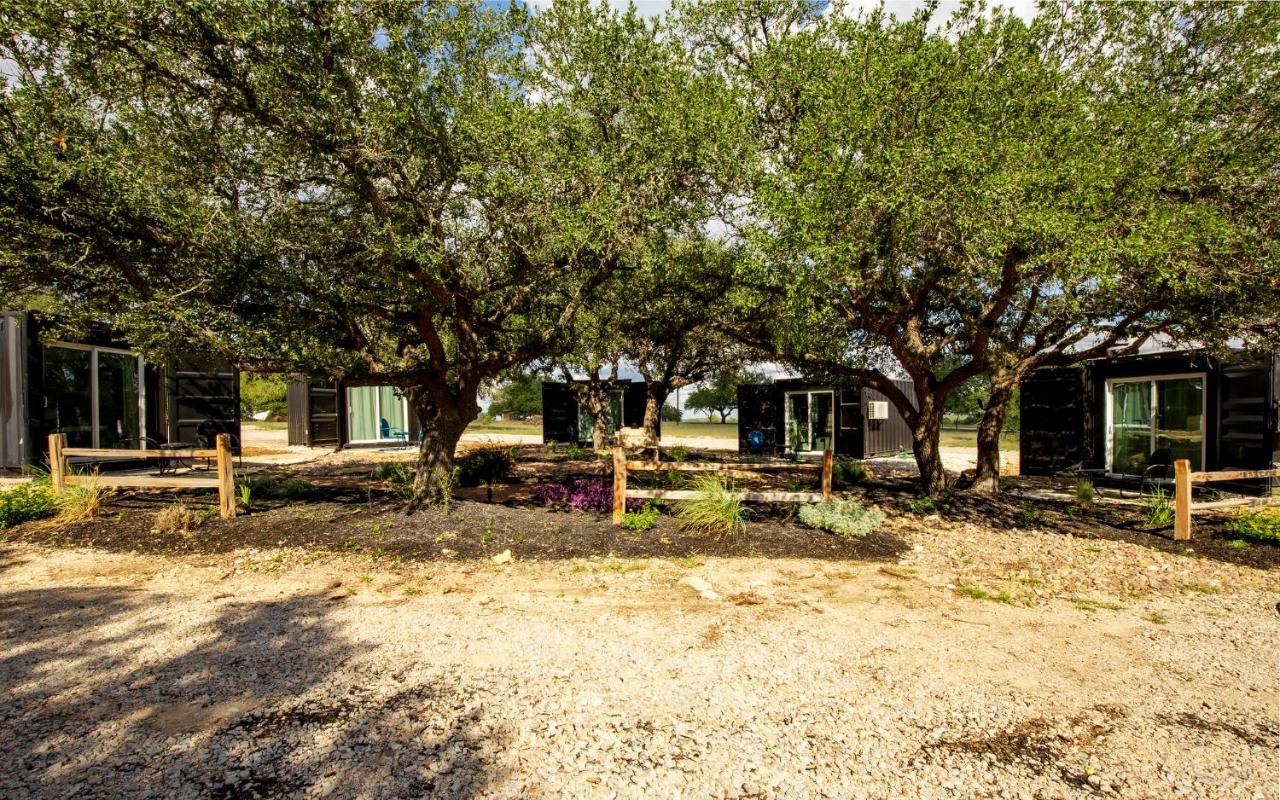 The Container Retreat @ 290 Wine Trail #1 Escape To Hye, Tx Villa Exterior photo