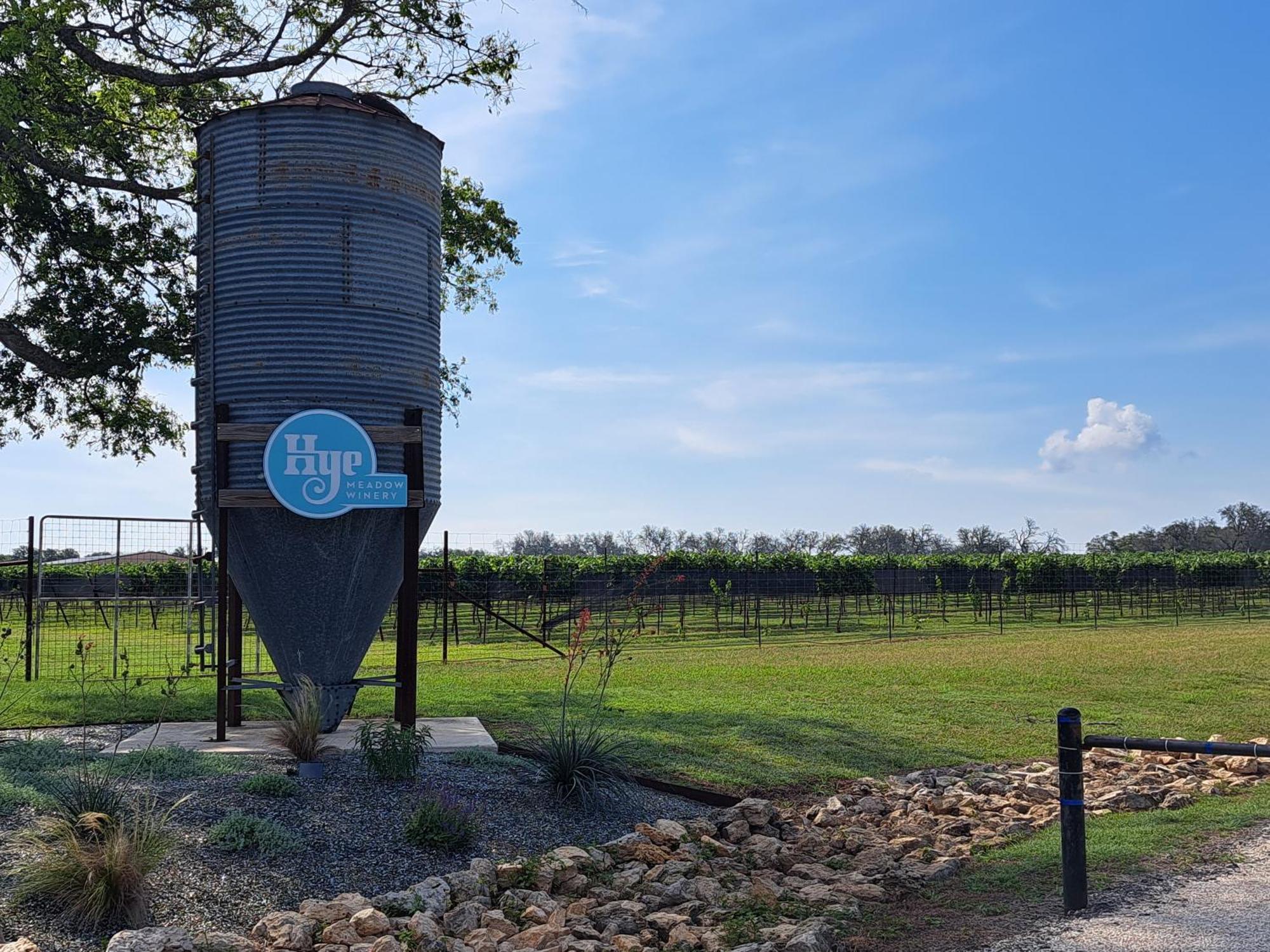 The Container Retreat @ 290 Wine Trail #1 Escape To Hye, Tx Villa Exterior photo